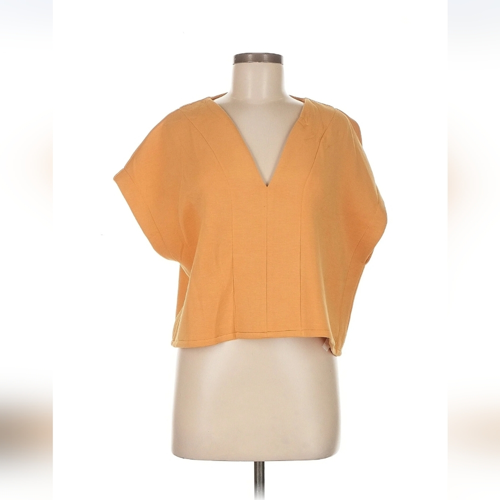 LEZÉ LEZE The Label Short Sleeved Top